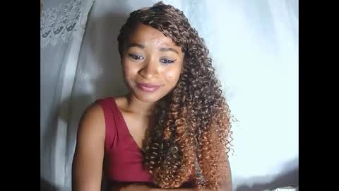 Snapshot of francine925426 chatting on November 24, 1:44 pm francine925426 online show from November 24, 1:44 pm