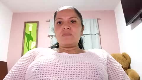 Snapshot of francy_froz chatting on September 22, 4:14 am francy froz online show from September 22, 4:14 am