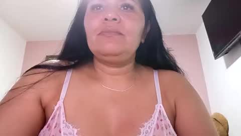 Snapshot of francy_froz chatting on November 11, 3:17 am francy froz online show from November 11, 3:17 am