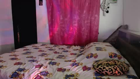 Snapshot of franfinee chatting on November 5, 2:33 am franfinee online show from November 5, 2:33 am