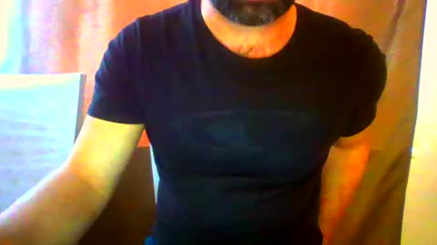 Snapshot of frank84848 chatting on January 15, 10:49 am Frank online show from January 15, 10:49 am