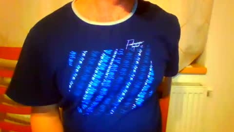 Snapshot of frank84848 chatting on November 19, 9:48 pm Frank online show from November 19, 9:48 pm