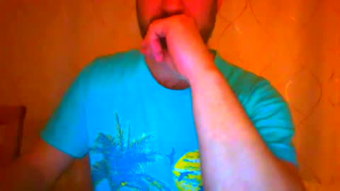 Snapshot of frank84848 chatting on December 4, 10:40 pm Frank online show from December 4, 10:40 pm