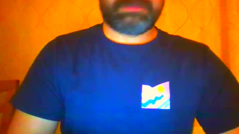 Snapshot of frank84848 chatting on December 15, 9:08 pm Frank online show from December 15, 9:08 pm