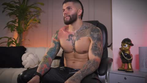 Frank Farrell. Hey remember to give me a thumbs up Ty online show from April 3, 7:12 pm