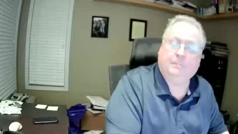 Snapshot of frankie6207 chatting on October 12, 6:34 am frankie6207 online show from October 12, 6:34 am