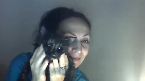 Snapshot of frankieteasing chatting on November 20, 7:46 pm frankieteasing online show from November 20, 7:46 pm