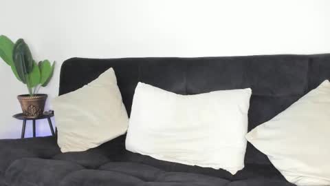 frank online show from December 3, 9:35 pm