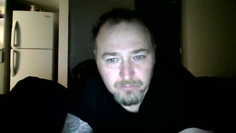 Snapshot of frankthebikemessenger chatting on October 21, 5:08 am frankthebikemessenger online show from October 21, 5:08 am