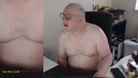 Snapshot of fransje_ chatting on December 14, 10:31 am Fransje online show from December 14, 10:31 am