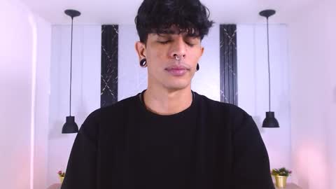 Snapshot of franvill_trato chatting on October 27, 7:51 pm Franvill trato online show from October 27, 7:51 pm