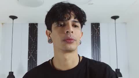 Snapshot of franvill_trato chatting on November 9, 5:33 pm Franvill trato online show from November 9, 5:33 pm