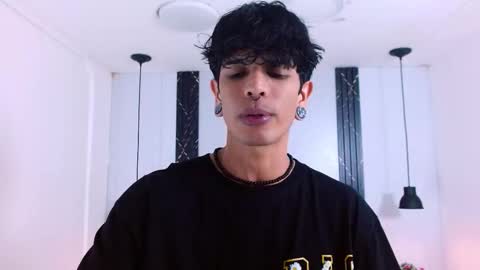 Snapshot of franvill_trato chatting on November 25, 7:14 pm Franvill trato online show from November 25, 7:14 pm