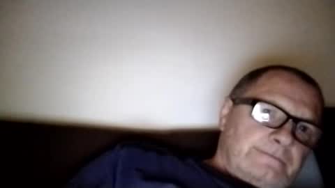 Wolfi online show from October 19, 6:25 am