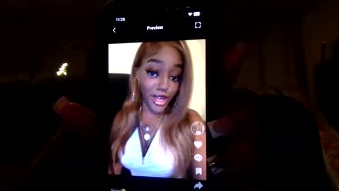 Snapshot of freak4lexi chatting on December 10, 7:26 am lexi online show from December 10, 7:26 am