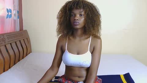 Snapshot of freakky_nessa chatting on February 26, 8:48 am Nessa-Independent model online show from February 26, 8:48 am