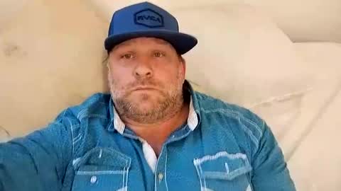 poundyouout1969 online show from September 14, 7:13 pm