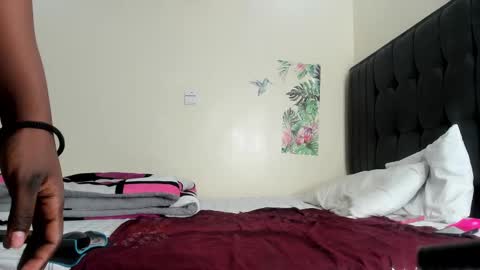 Sandra online show from February 21, 9:02 am