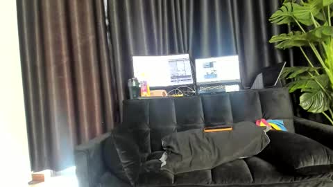 Sandra online show from March 10, 7:35 am