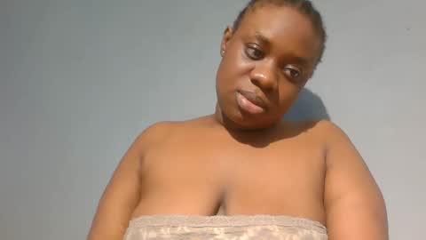 Snapshot of freaky_slut5 chatting on December 2, 4:29 am freaky slut5 online show from December 2, 4:29 am