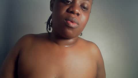 freaky slut5 online show from January 11, 4:45 pm