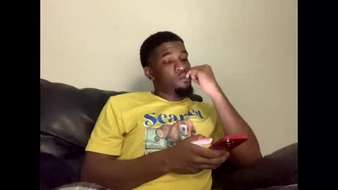 Snapshot of freakybubba chatting on February 3, 3:53 am Freakybubba online show from February 3, 3:53 am