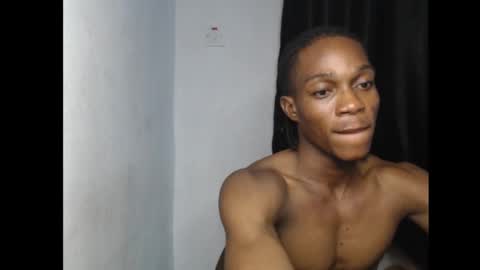 freakyslut30 online show from January 27, 11:00 pm