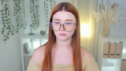 Snapshot of freckle_diyana chatting on January 19, 6:21 pm Diyana online show from January 19, 6:21 pm