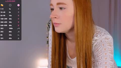 Snapshot of freckle_diyana chatting on January 23, 5:56 am Diyana online show from January 23, 5:56 am