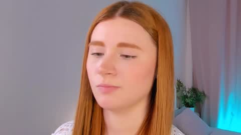 Snapshot of freckle_diyana chatting on January 23, 8:57 am Diyana online show from January 23, 8:57 am