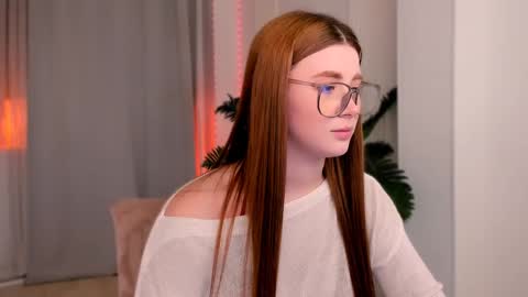 Snapshot of freckle_diyana chatting on January 26, 12:26 am Diyana online show from January 26, 12:26 am