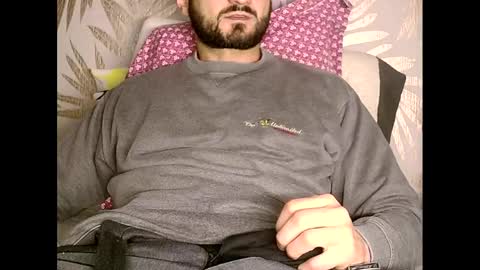 Snapshot of fred4games77 chatting on December 16, 5:00 pm fred online show from December 16, 5:00 pm