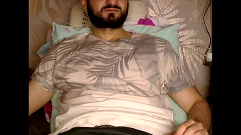 Snapshot of fred4games77 chatting on January 14, 10:27 am fred online show from January 14, 10:27 am