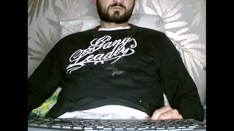 Snapshot of fred4games77 chatting on January 26, 12:37 am fred online show from January 26, 12:37 am