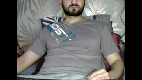 Snapshot of fred4games77 chatting on February 10, 10:20 am fred online show from February 10, 10:20 am