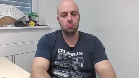 Snapshot of freddow chatting on February 6, 2:26 pm freddow online show from February 6, 2:26 pm