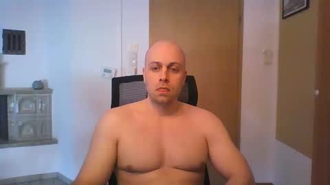 Snapshot of freddow chatting on February 20, 11:31 am freddow online show from February 20, 11:31 am