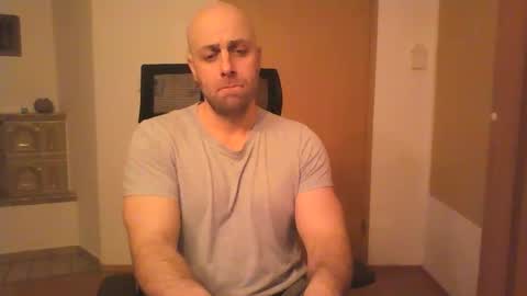 Snapshot of freddow chatting on March 5, 9:15 pm freddow online show from March 5, 9:15 pm