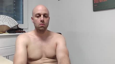 Snapshot of freddow chatting on October 14, 2:51 pm freddow online show from October 14, 2:51 pm