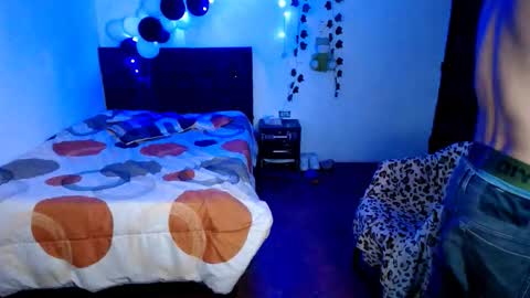 Snapshot of freddy_romans2 chatting on November 27, 2:57 am freddy romans online show from November 27, 2:57 am