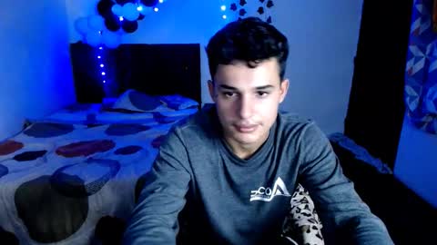 Snapshot of freddy_romans2 chatting on December 4, 5:32 pm freddy romans online show from December 4, 5:32 pm