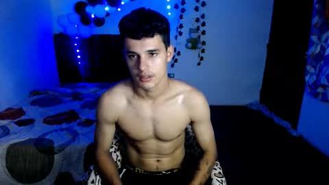 Snapshot of freddy_romans2 chatting on December 5, 11:19 am freddy romans online show from December 5, 11:19 am