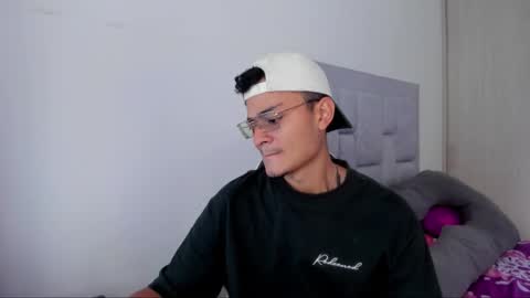 Frederic Sloan online show from February 24, 8:51 pm