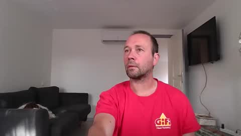 fredodu41 online show from April 14, 7:25 am