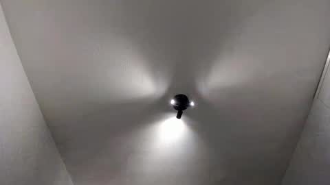 Snapshot of fredrik386959 chatting on February 12, 4:33 pm Fredrik online show from February 12, 4:33 pm