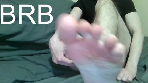 Snapshot of fredthetom12 chatting on February 24, 8:38 am Greedy Fred online show from February 24, 8:38 am