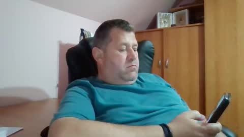 Snapshot of freeboy80180 chatting on November 19, 2:39 pm freeboy80180 online show from November 19, 2:39 pm