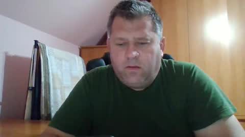 Snapshot of freeboy80180 chatting on November 24, 4:40 pm freeboy80180 online show from November 24, 4:40 pm