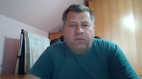 Snapshot of freeboy80180 chatting on November 27, 11:12 am freeboy80180 online show from November 27, 11:12 am