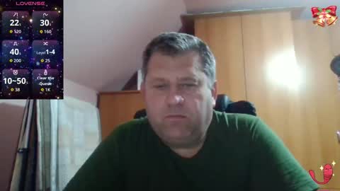 Snapshot of freeboy80180 chatting on December 16, 3:17 pm freeboy80180 online show from December 16, 3:17 pm